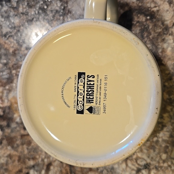 Hershey's Chocolate Official Galerie Mug With Hearts Valentines Day - Picture 7 of 7